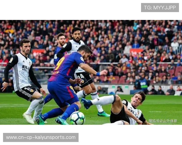 定位球对策:巴伦西亚限制传中法 定位球对策:巴伦西亚限制传中法